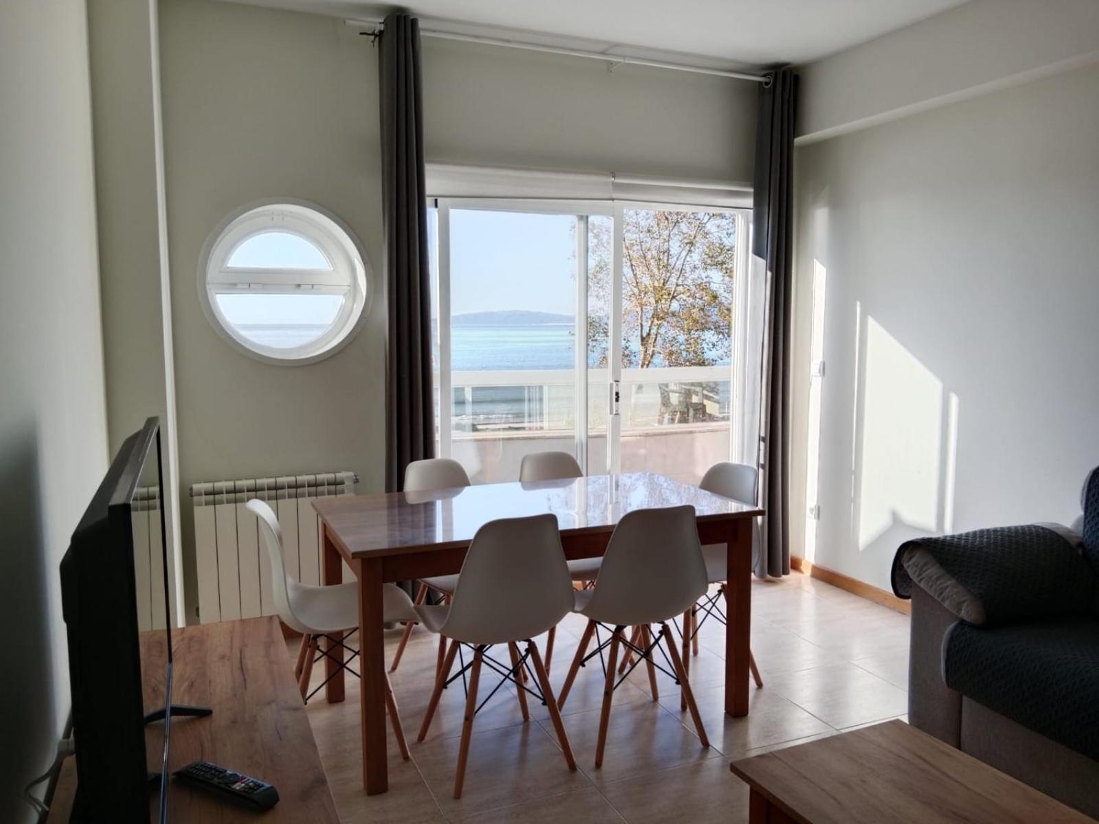Primera Linea De Playa Samil Costa Con Garaje Incluido Vigo Kültér fotó